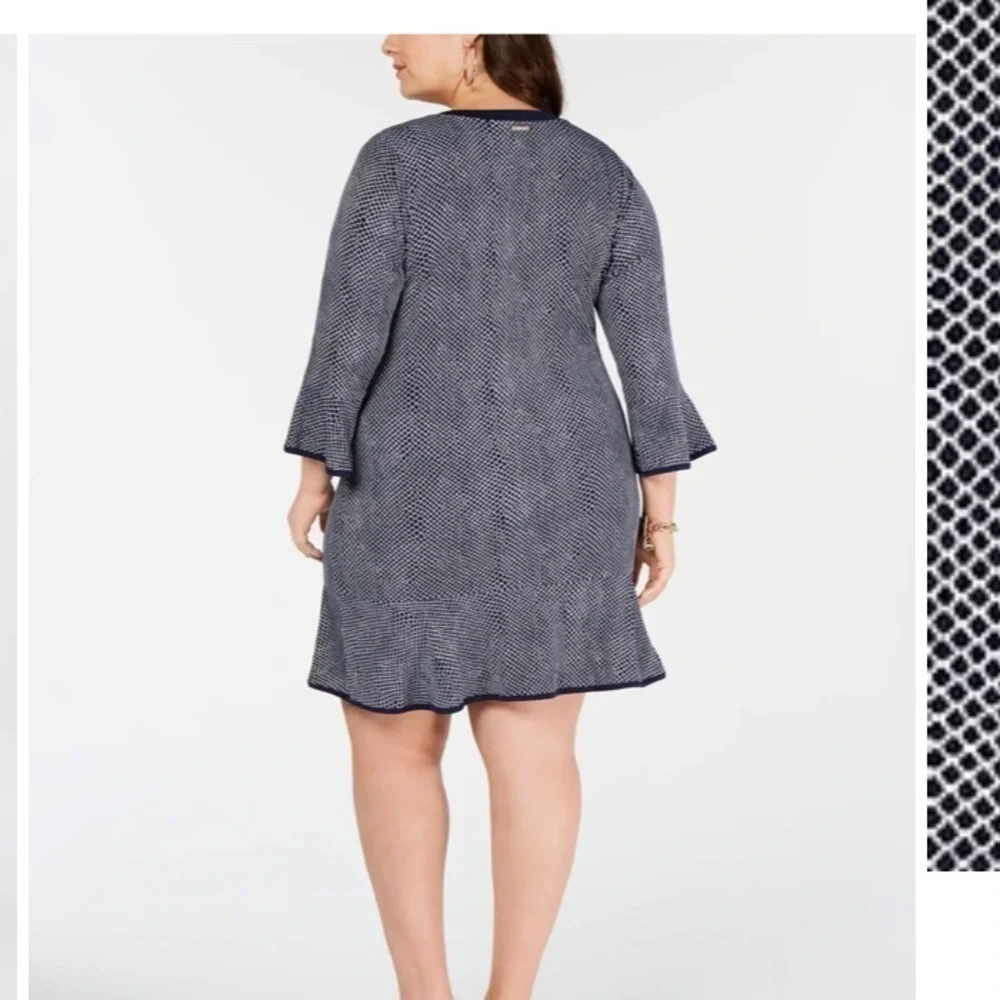 MICHAEL KORS Womens Stretch Printed Bell Sleeve V Neck Short Shift Dress M
